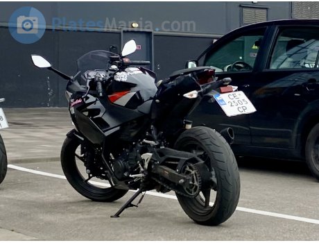 CE 2505 CP, Kawasaki Ninja 400 / ER-4N