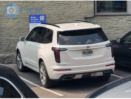 806 NBK, Cadillac XT6
