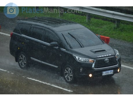 B 2300 KYL, Toyota Innova