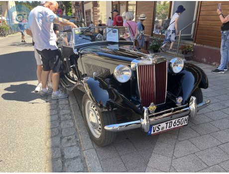 VS TD 650H, MG TD