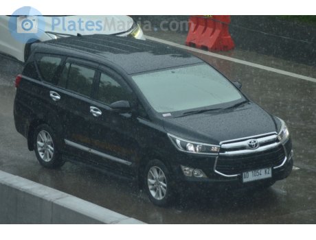 AD 1054 KZ, Toyota Innova