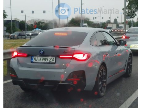 AA 6989 ZA, BMW i4