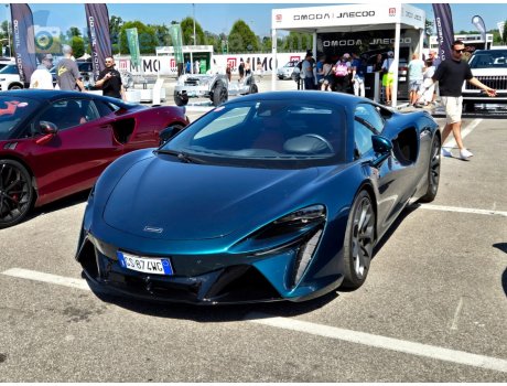 GS 874 WG, McLaren Artura