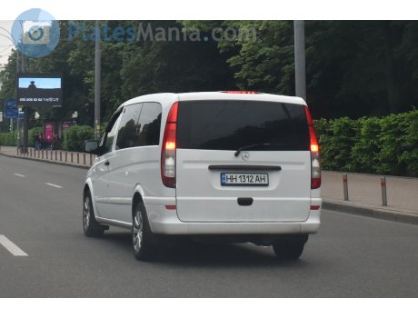 HH 1312 AH, Mercedes-Benz Vito