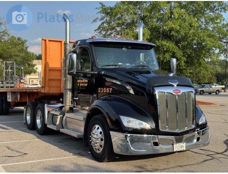 FZ 2405, Peterbilt 579