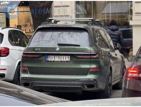 1I1 1III1, BMW X7
