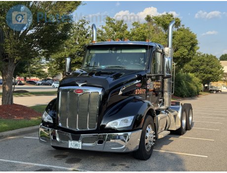 FZ 3081, Peterbilt 579