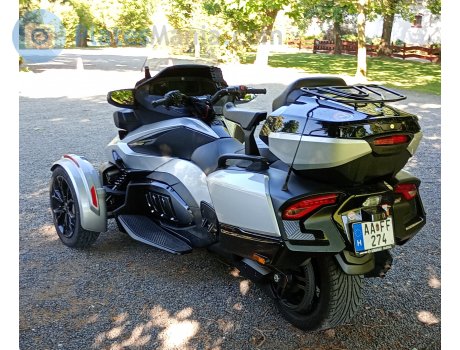 AA FF-274, Can-Am Spyder RT