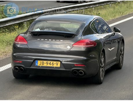 JB-946-V, Porsche Panamera