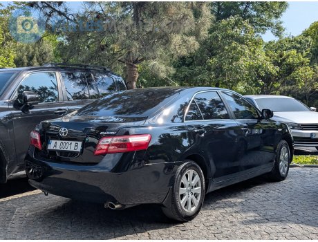 10 A 0001 B, Toyota Camry