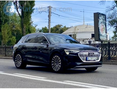AI 3031 YA, Audi e-tron