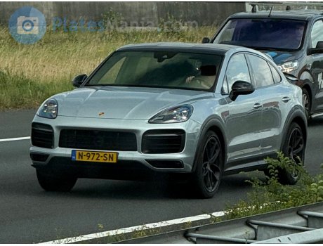 N-972-SN, Porsche Cayenne