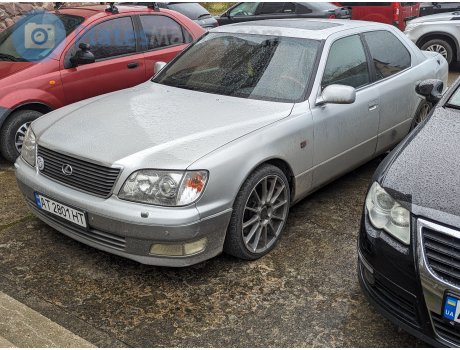 AT 2801 HT, Lexus LS