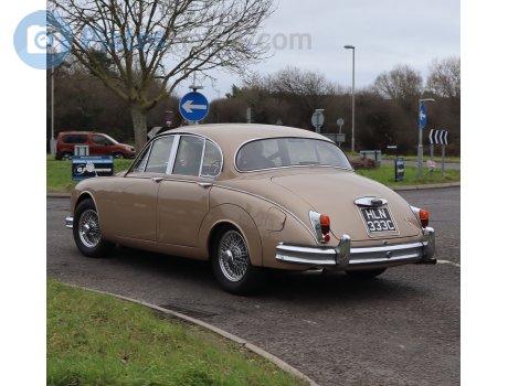 HLN 333C, Daimler V8