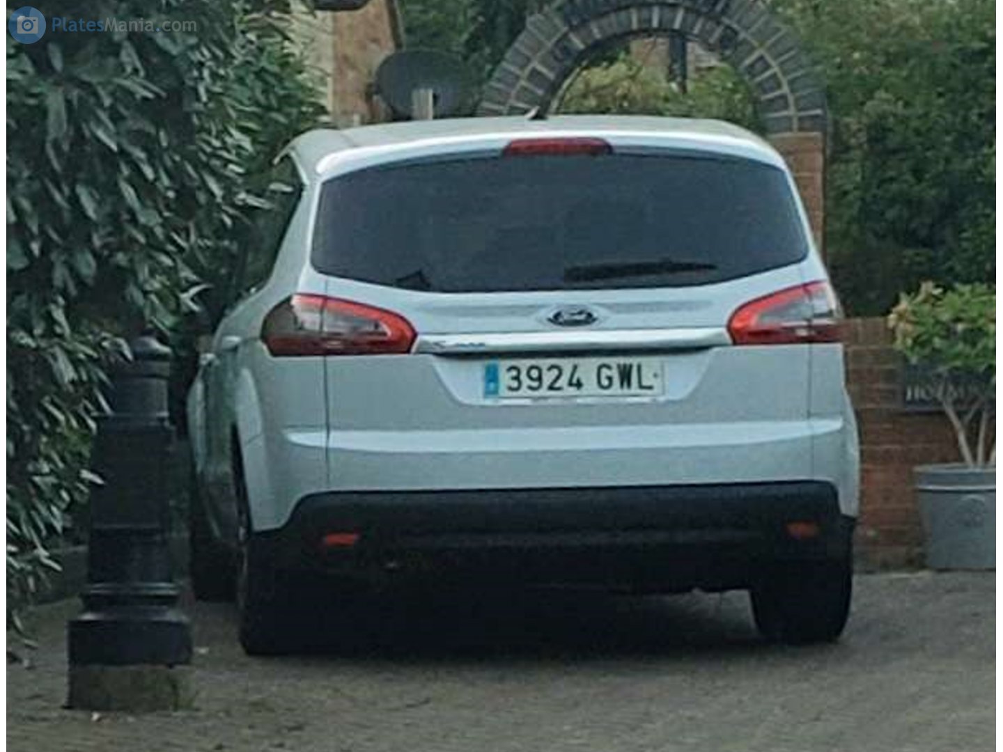 3924 GWL, Ford S-Max 1st gen (WS; CD340), facelift, 2010–2014
