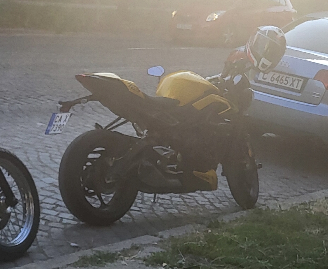 CA 7390 X, Triumph Motorcycles Street Triple 4th gen, 2018–