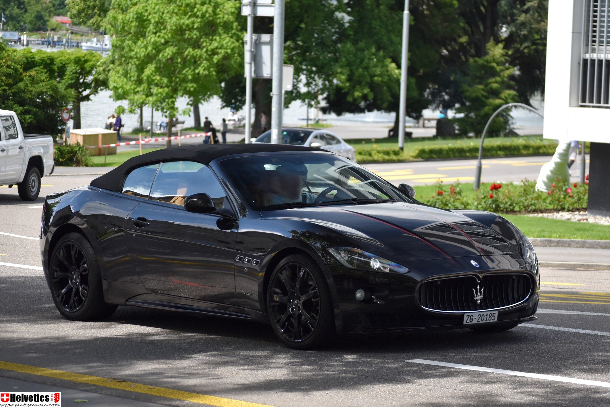 ZG 20185, Maserati GranCabrio 1st gen (M145), 2009–2019