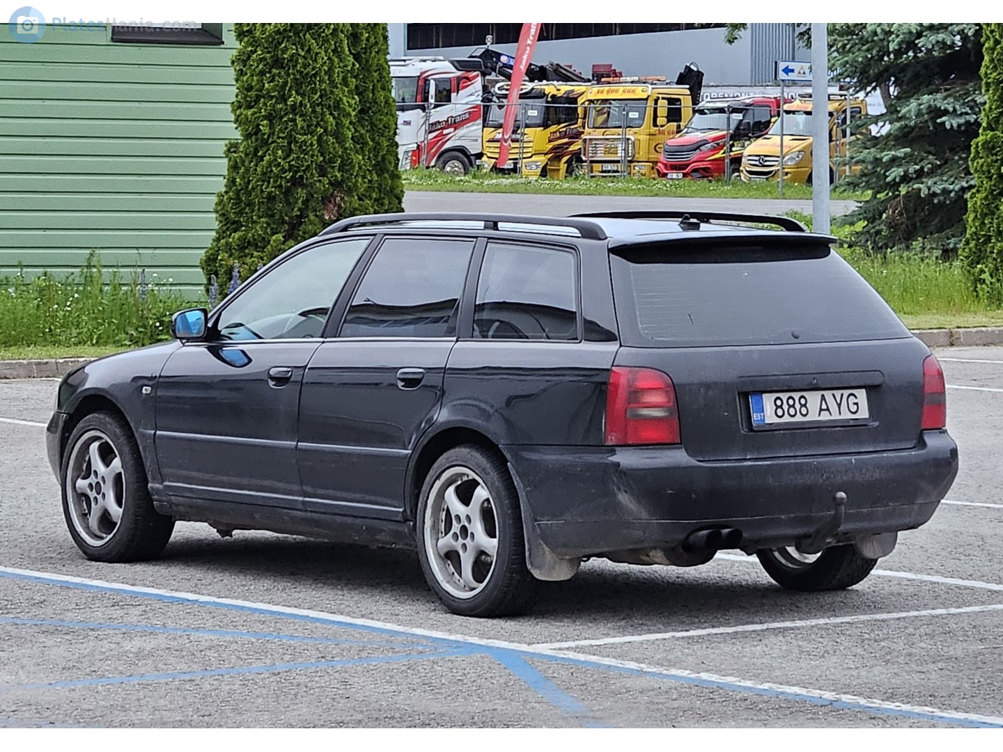 888 AYG, Audi A4 1st gen Avant (B5/8D5), 1995–2001