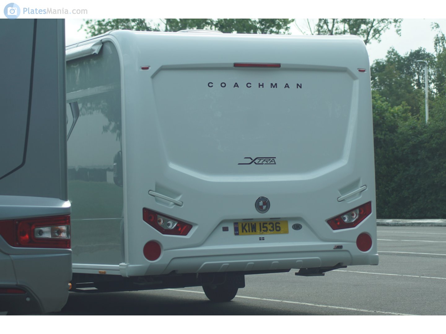 KIW1536, Coachman 