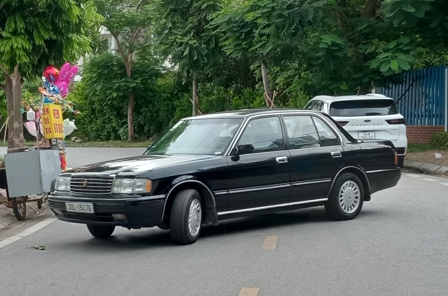 30L-192.76, Toyota Crown 8th gen Sedan (S130), facelift, 1991–1995