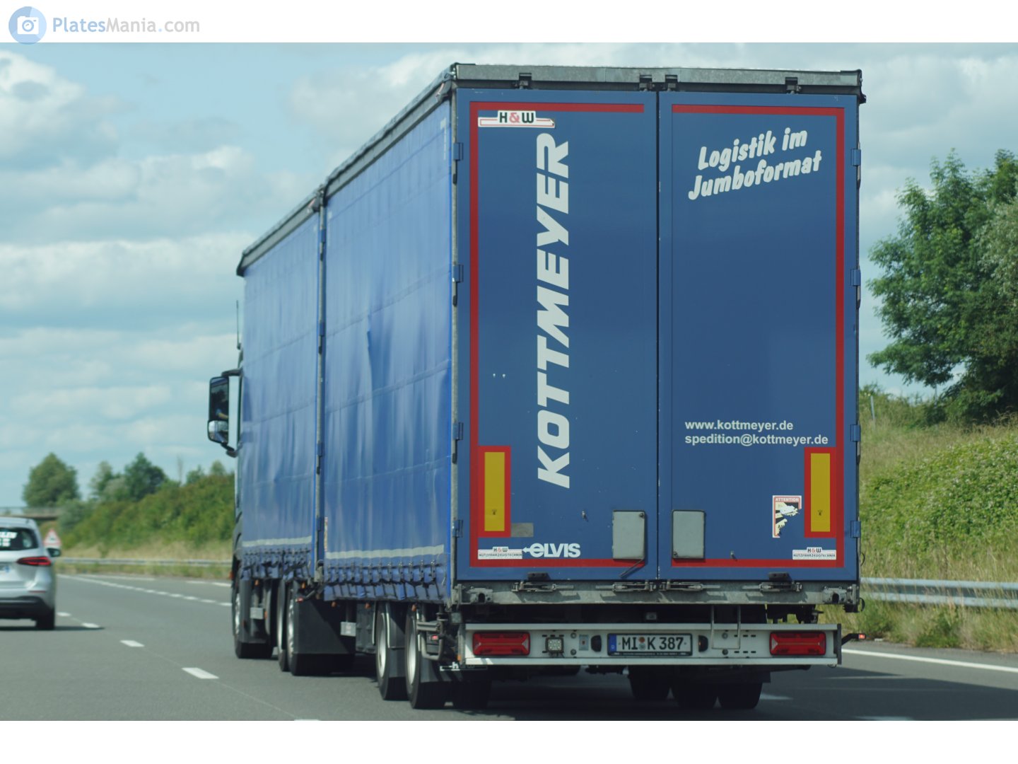 MI K 387, H&W Trailer 