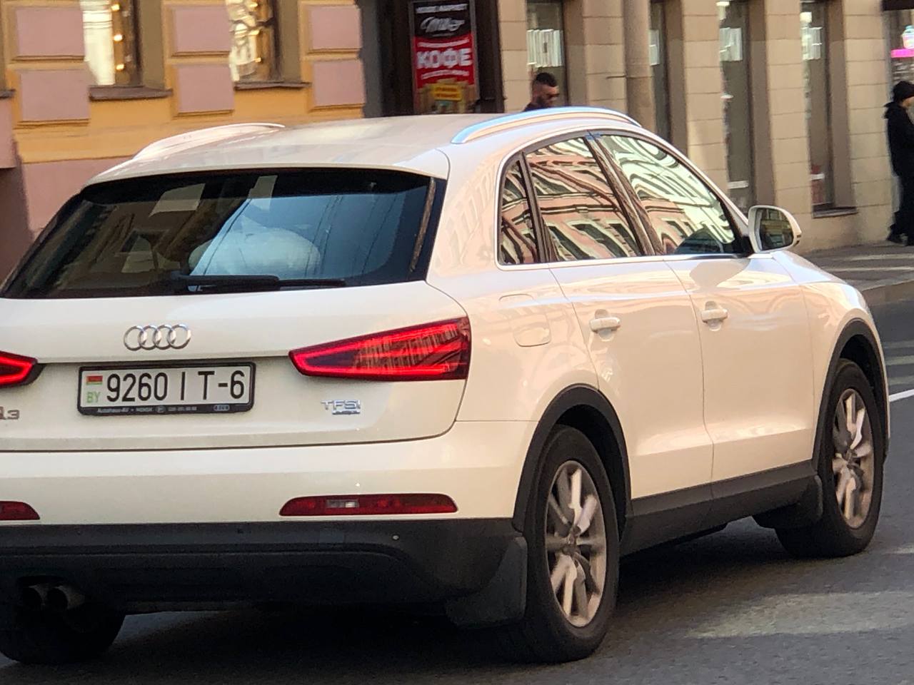 9260 IT-6, Audi Q3 1st gen (8UB/8UG), 2011–2018