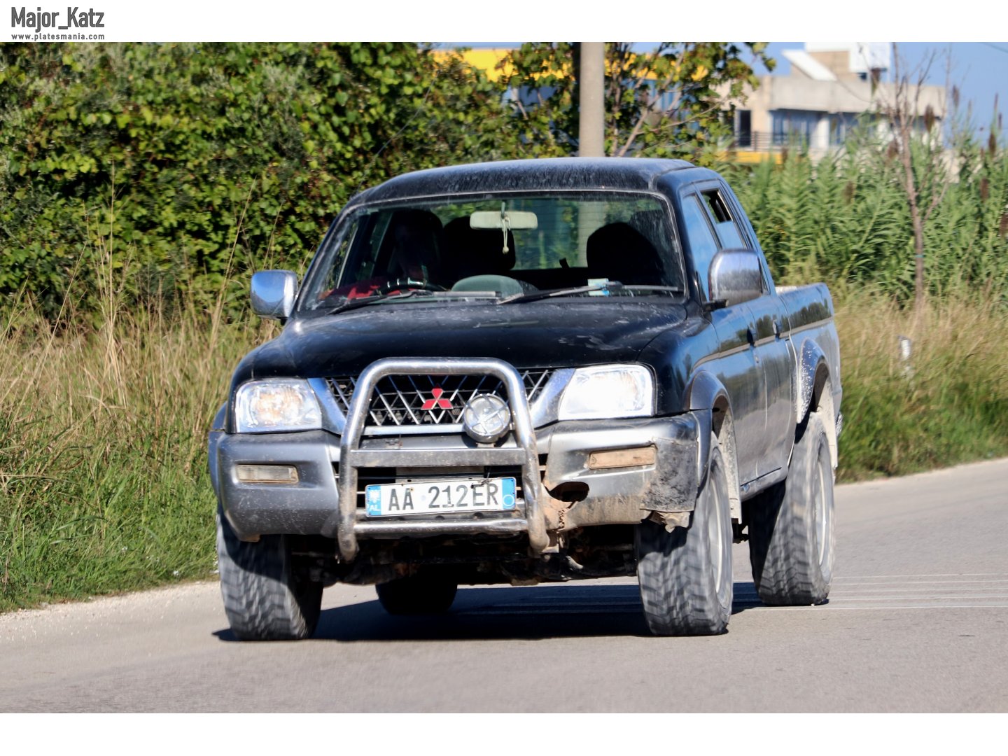 AA 212 ER, Mitsubishi L200 
