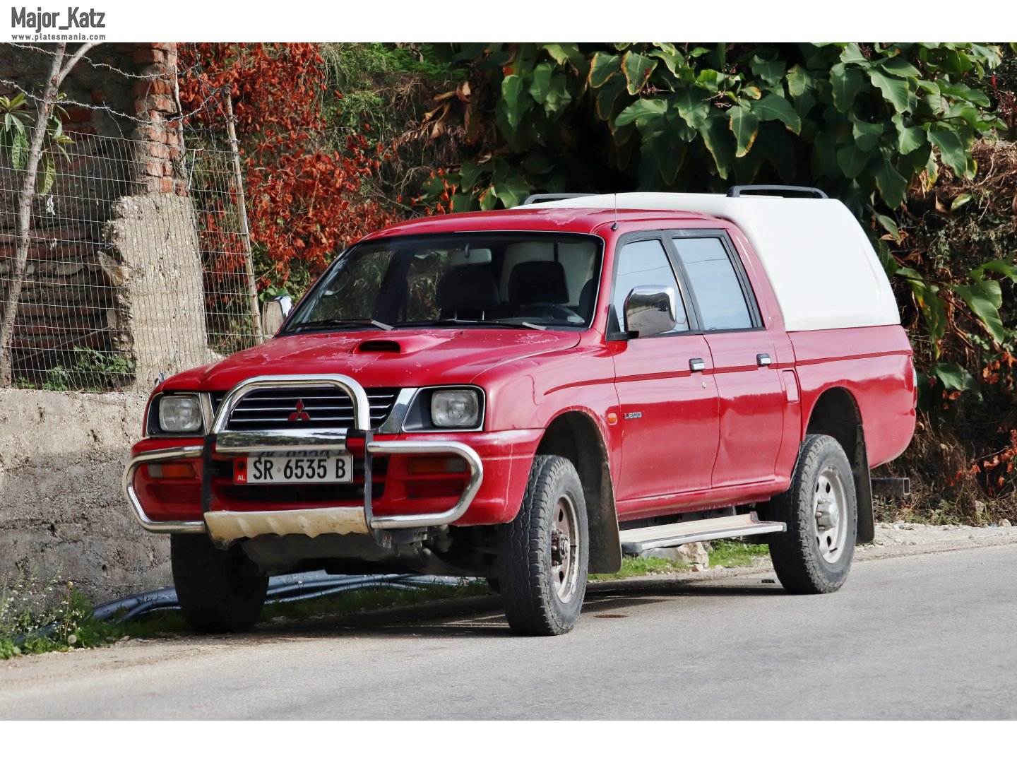 SR 6535 B, Mitsubishi L200 3rd gen (K50/K60/K70), 1996–2006 (–2012 for BR-market)