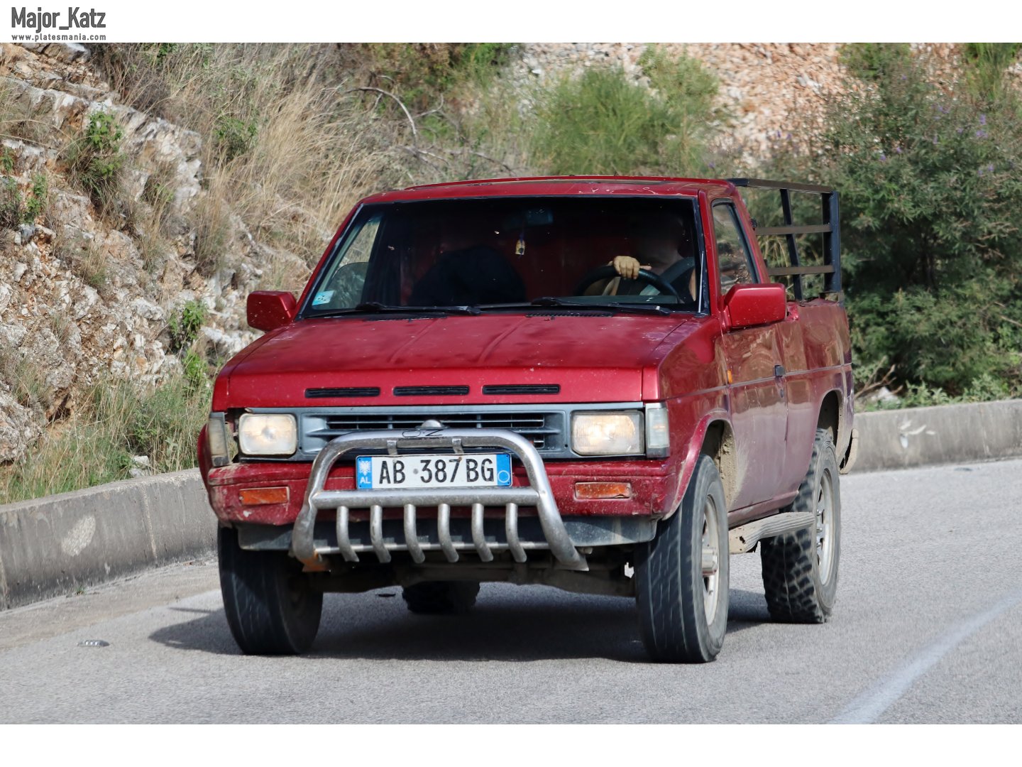 AB 387 BG, Nissan 