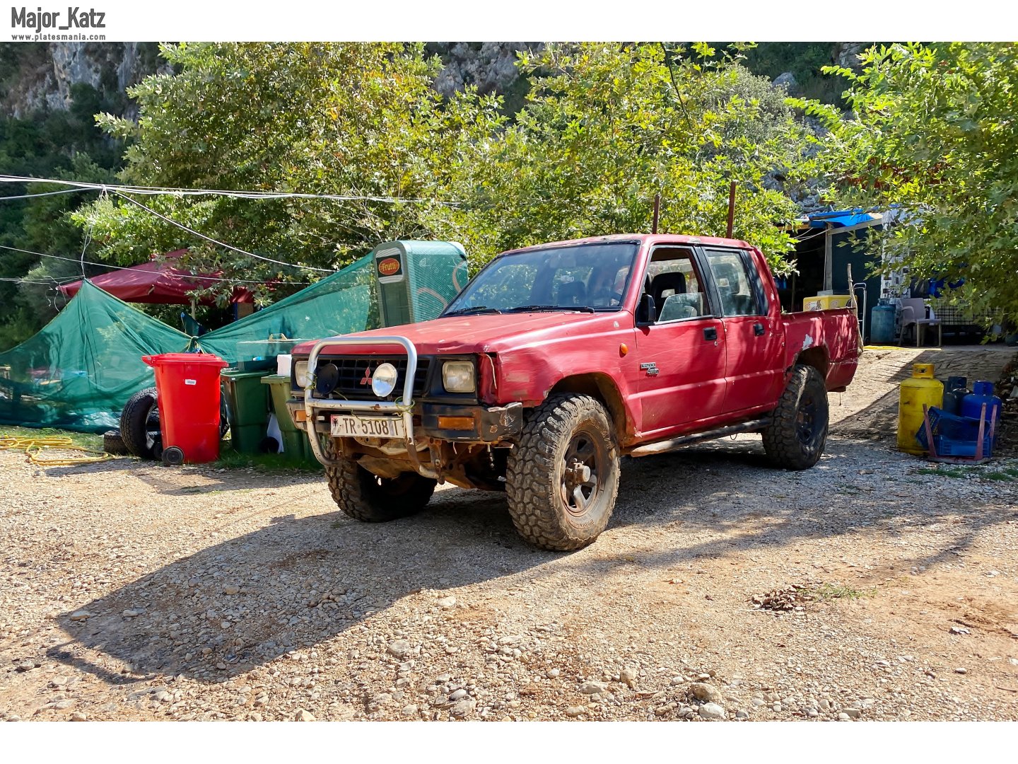 TR 5108 I, Mitsubishi L200 