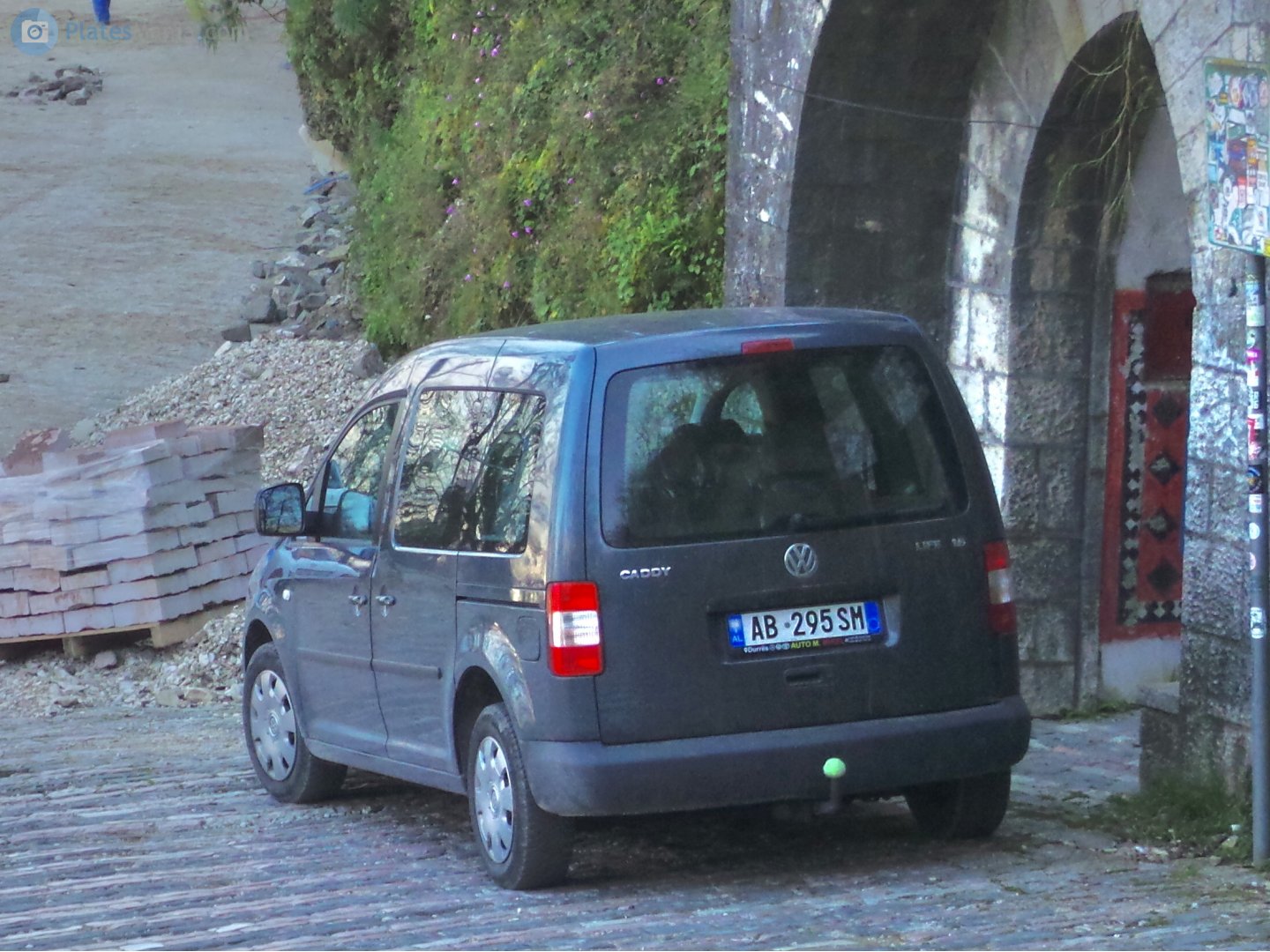 AB 295 SM, Volkswagen Caddy 