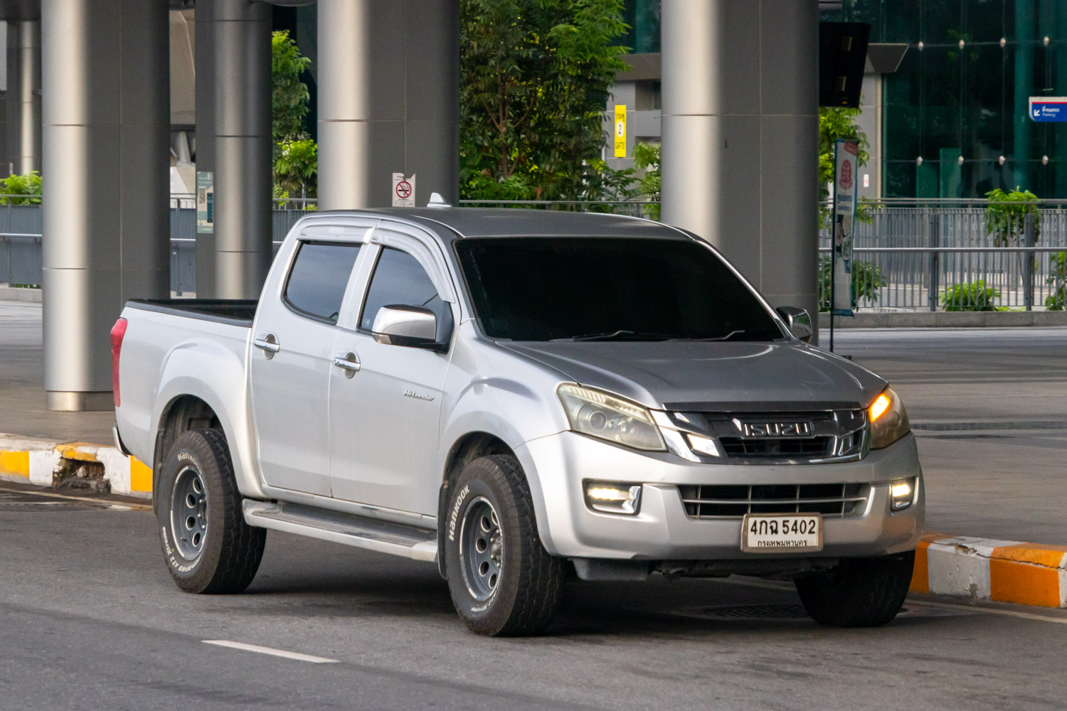 4กฉ 5402, Isuzu D-Max 2nd gen (RT50), 2011–2021