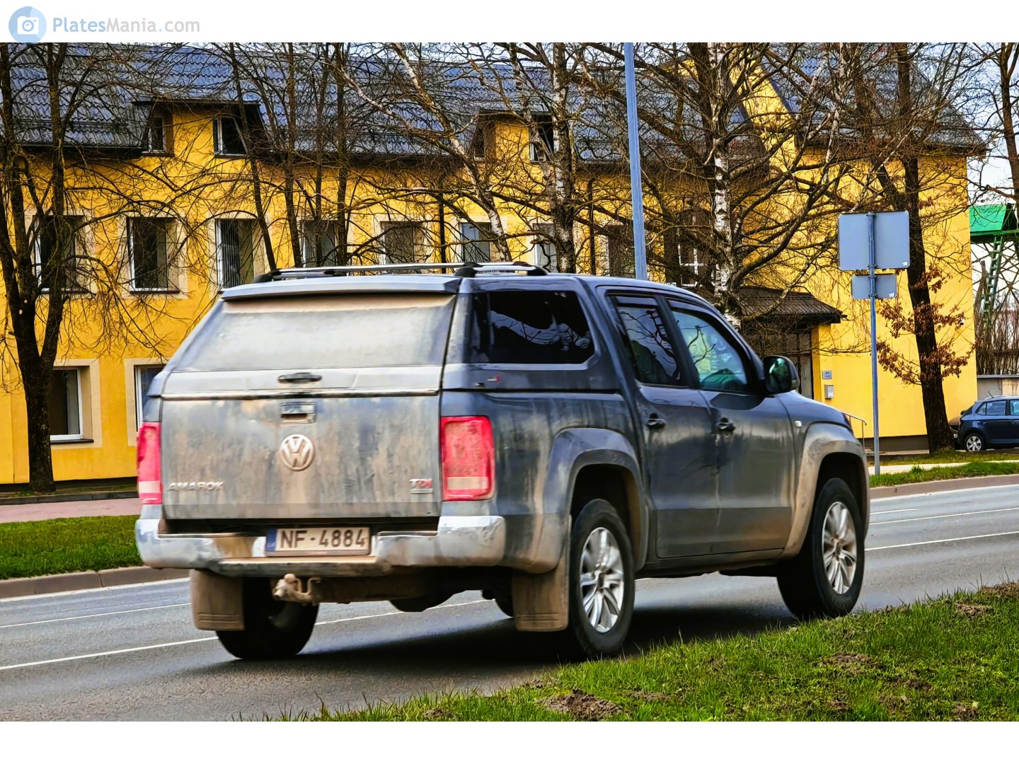 NF-4884, Volkswagen Amarok 1st gen (2H), 2010–