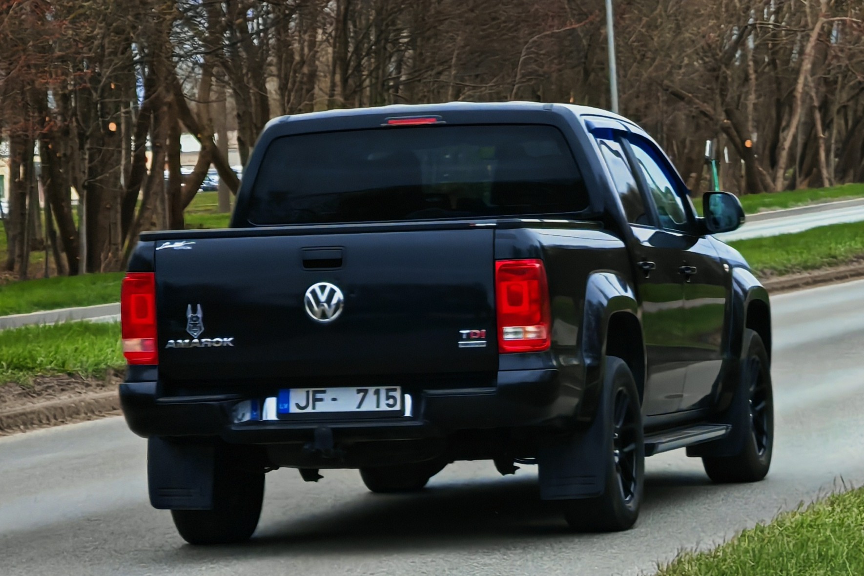 JF-715, Volkswagen Amarok 1st gen (2H), 2010–