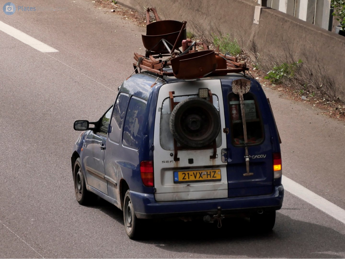 21-VX-HZ, Volkswagen Caddy 2nd gen Van (9K), 1995–2003