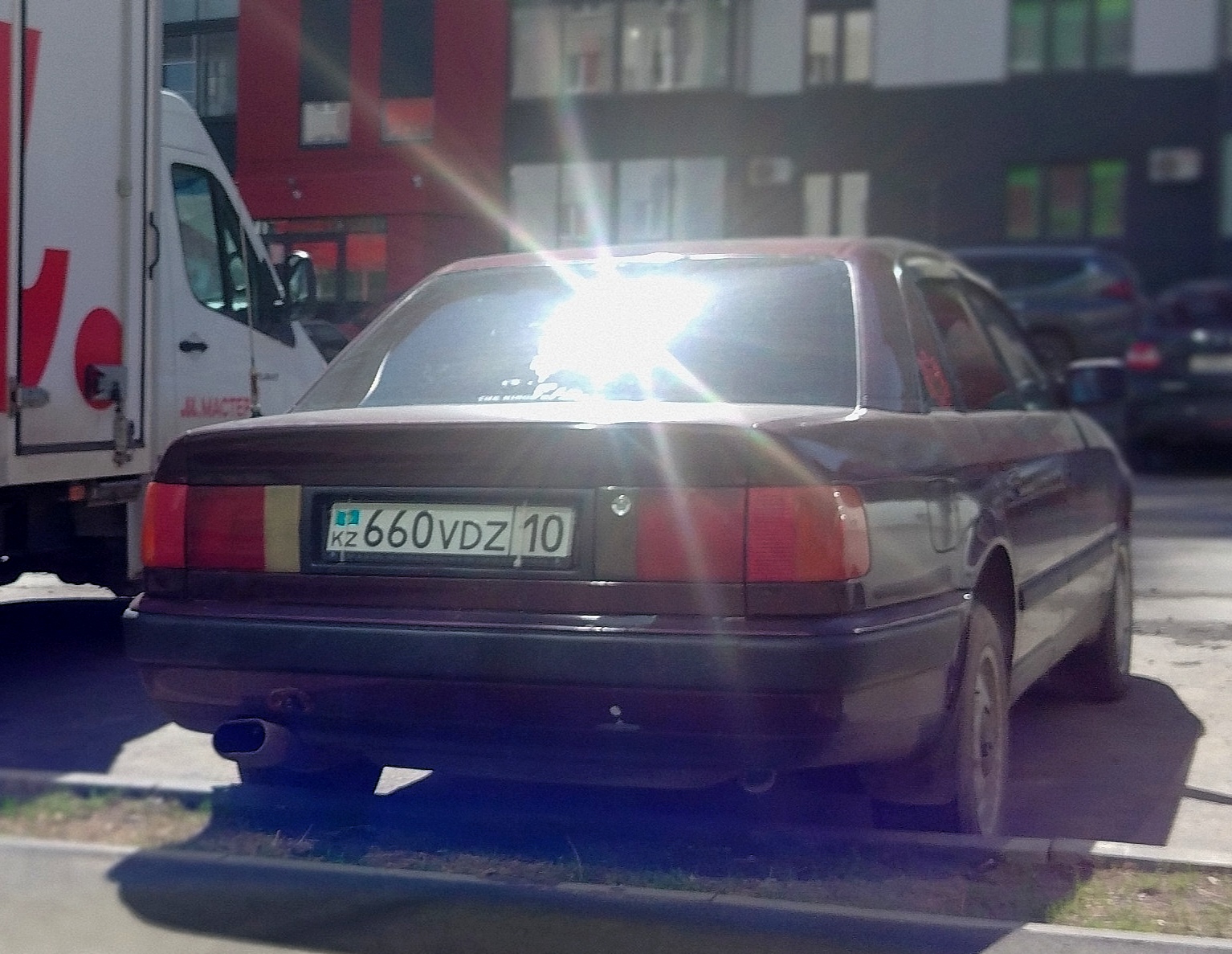 660 VDZ 10, Audi 100 4th gen Sedan (C4/4A2), 1990–1994