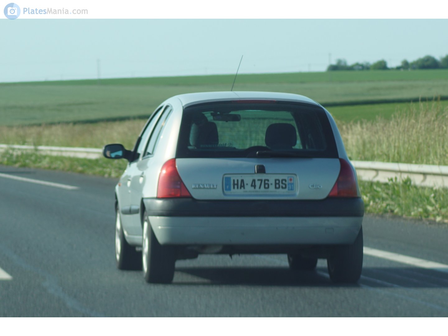 HA-476-BS, Renault Clio 2nd gen 5-door Hatch (B65), 1998–2001 (–2003 for LATAM-market)