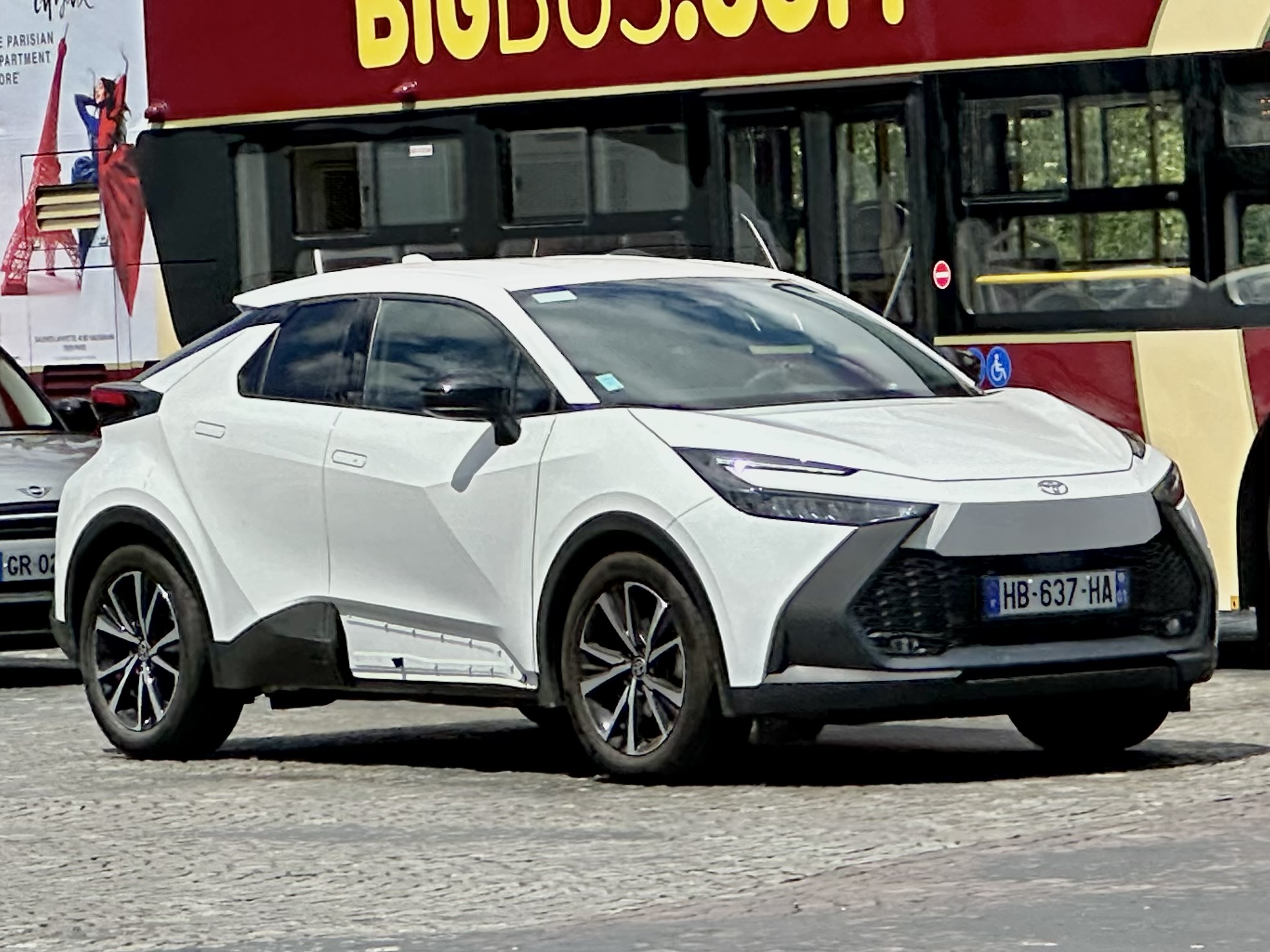 HB-637-HA, Toyota C-HR 2nd gen Hybrid (AX20), 2023–