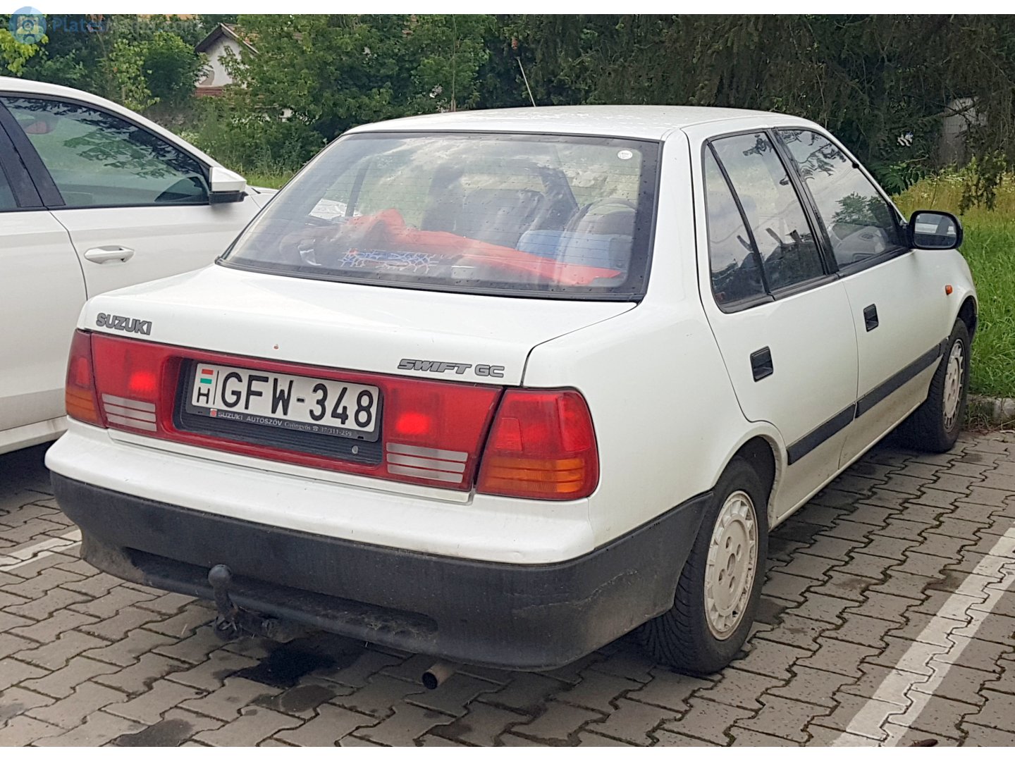 GFW-348, Suzuki Swift 2nd gen Sedan (SF), facelift, 1996–2004