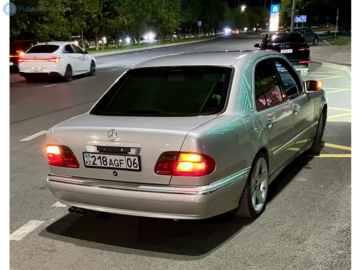 218 AGF 06, Mercedes-Benz E-Klasse 2nd gen Sedan (W210), 1995­–2002