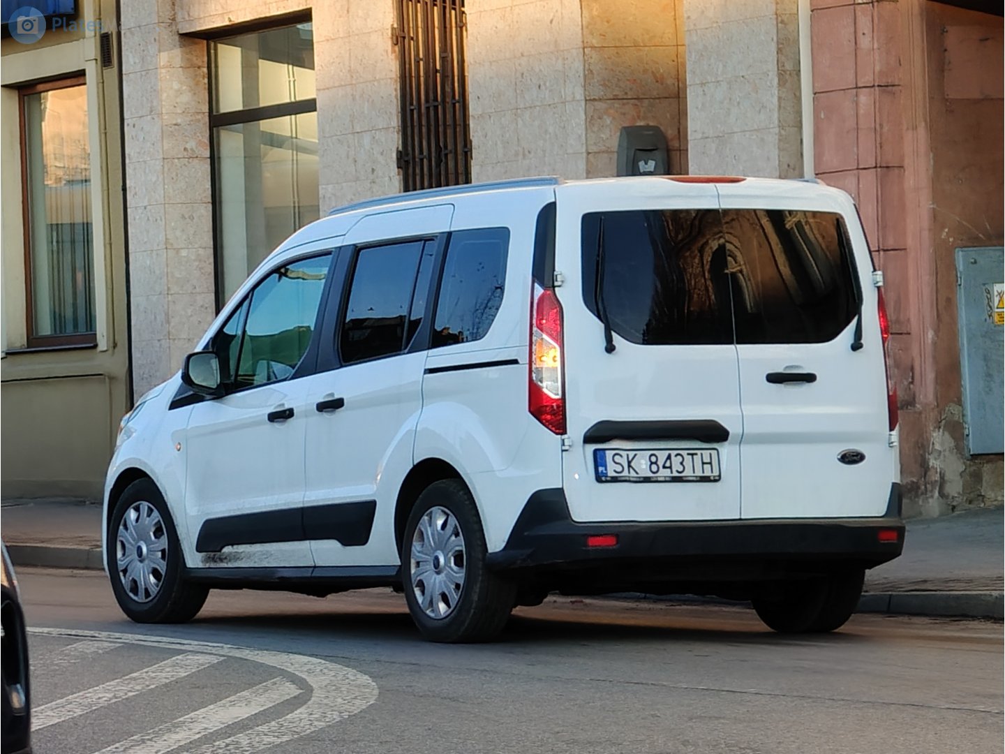 SK 843TH, Ford Tourneo Connect 2nd gen (V408), 2013–2022