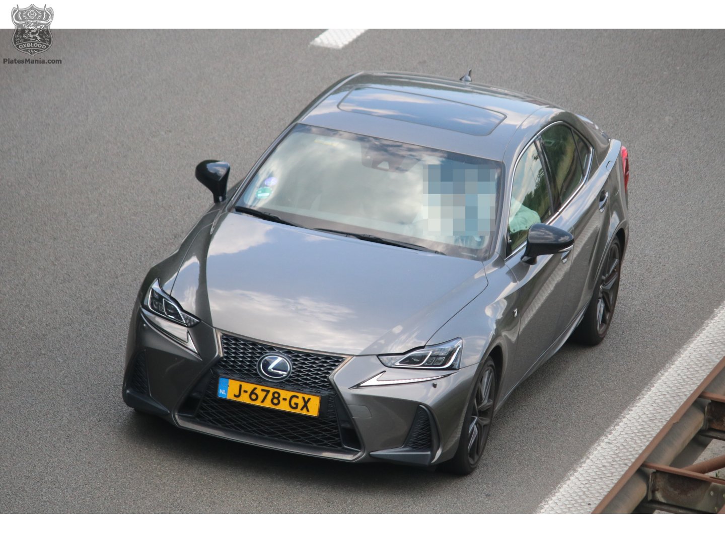 J-678-GX, Lexus IS 3rd gen (XE30), 1st facelift, 2016–2020