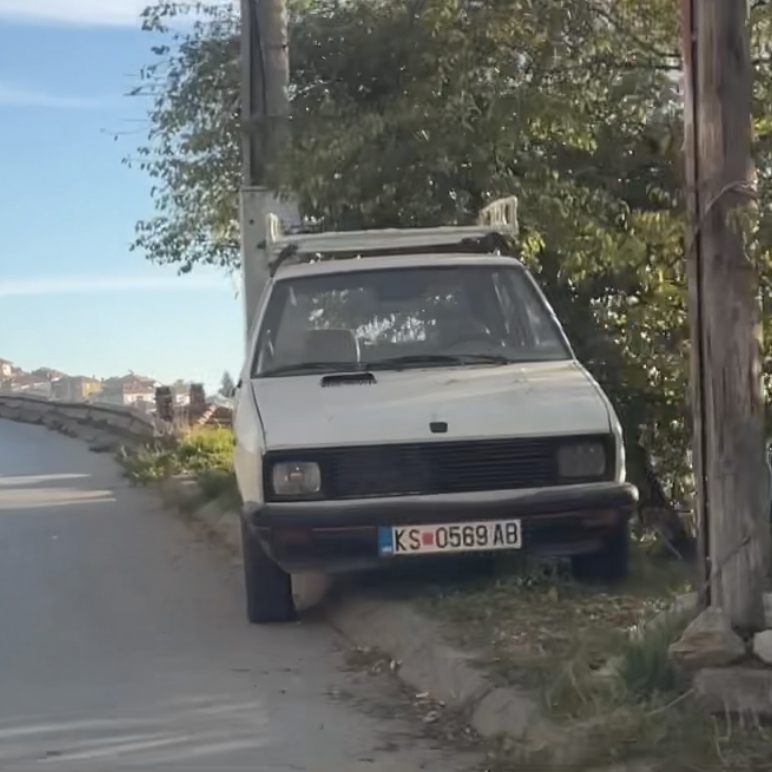 KS 0569 AB, Zastava Yugo 