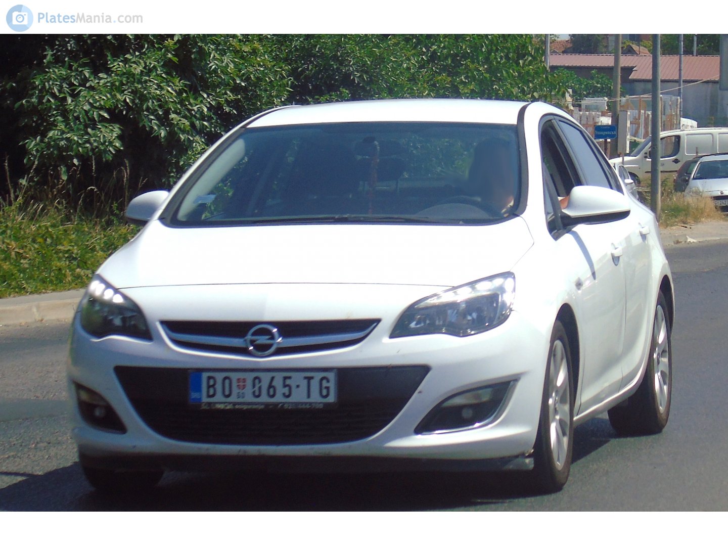 BO 065-TG, Opel Astra 4th gen Hatch (J; P10), 2009–2015