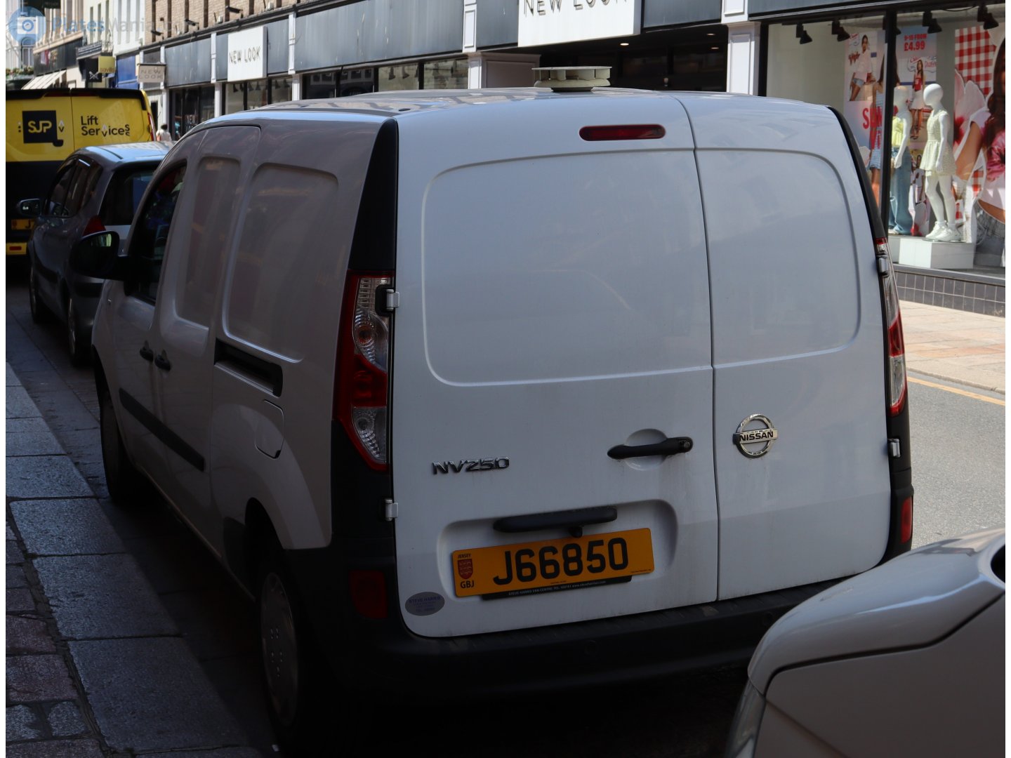 J66850, Nissan NV250 