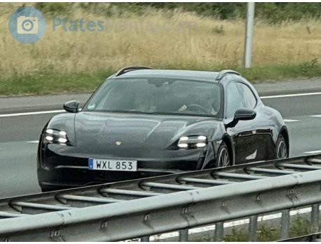 WXL 853, Porsche Taycan