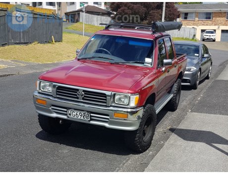 WG9600, Toyota Hilux