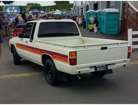 NG927, Toyota Hilux