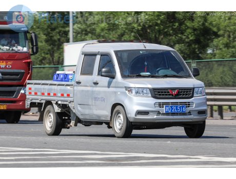 津D·2L516, Wuling Rongguang