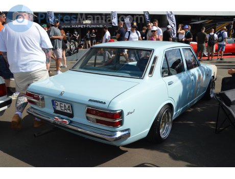 P EA4, Toyota Corona
